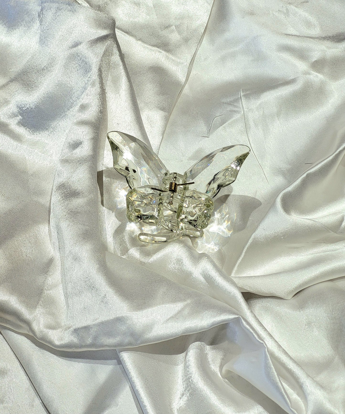FLUTTER CLIP - OLIVE