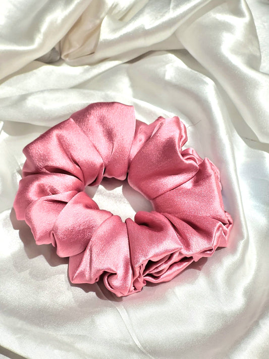 🌸 Rose Pink Satin Scrunchie 🌸