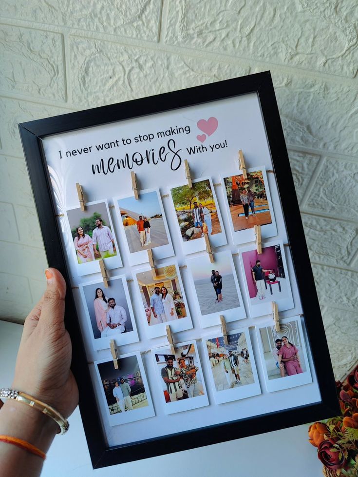 Frame of Memories β Polaroid Style