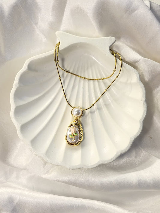 Golden Bloom Pearl Necklace