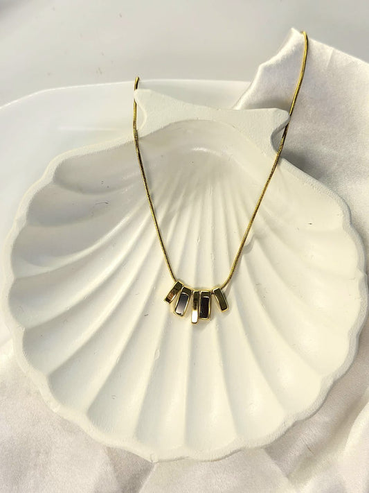 Noir Luxe Bar Necklace