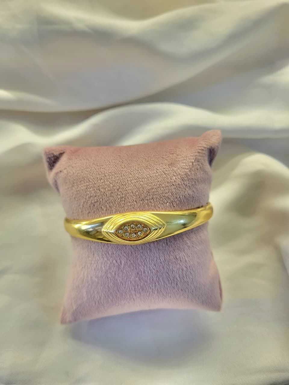 AureEye Crystal Bracelet