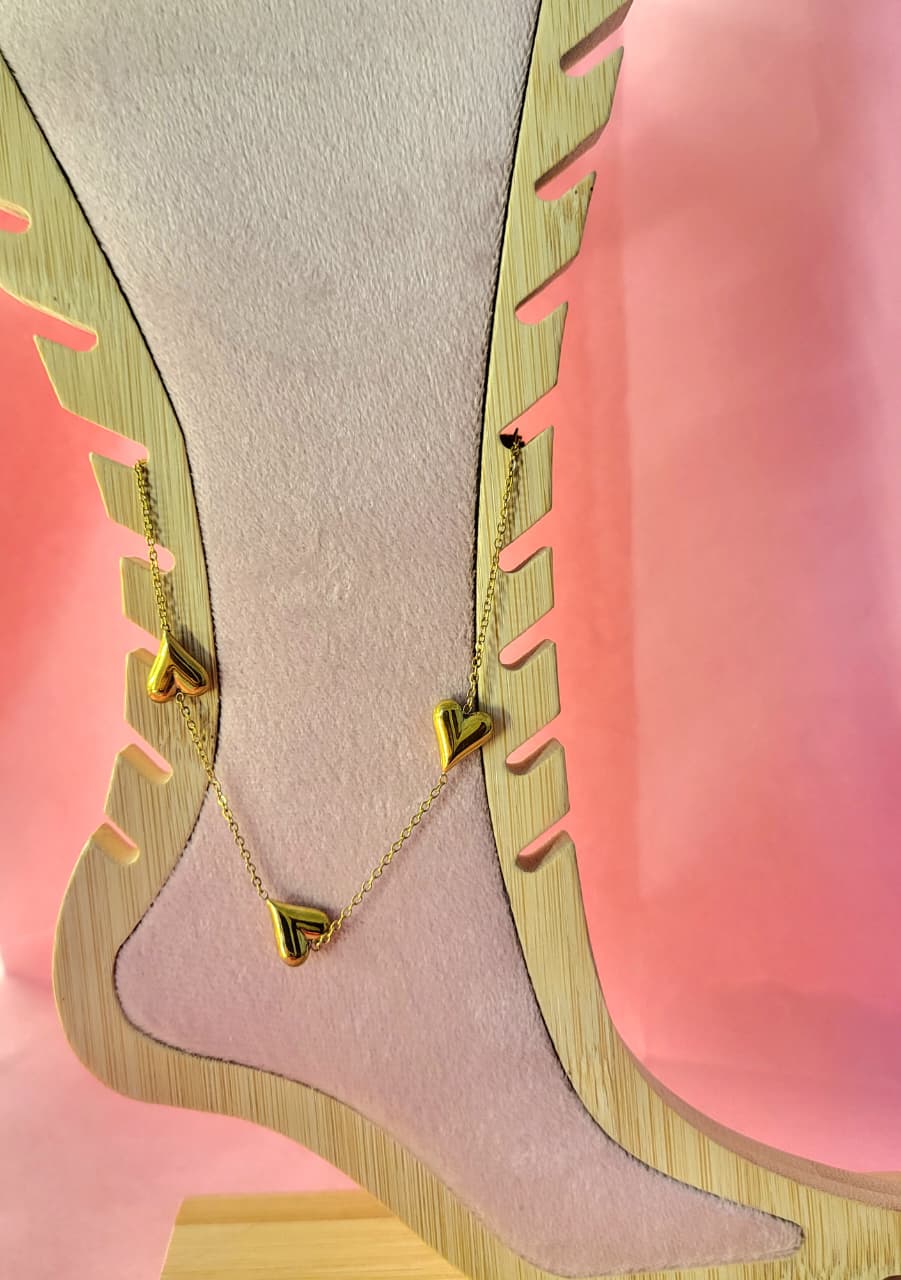 Trio Heart Charm Anklet