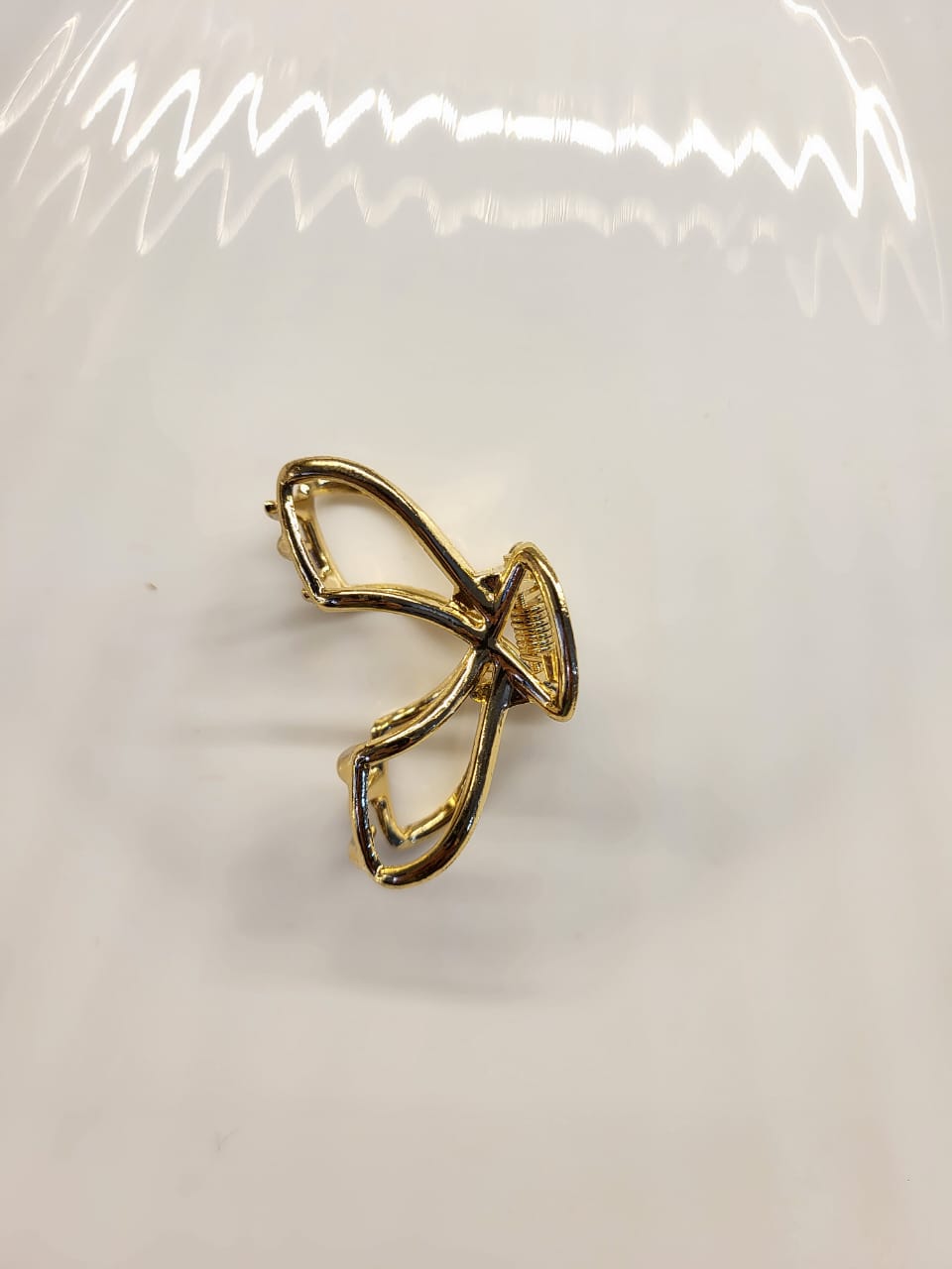 Golden Charm Hair Claw ( 1 PIECE )