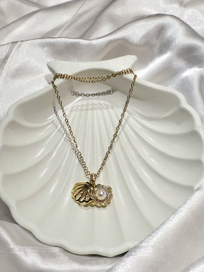 Luxe Shell Pendant