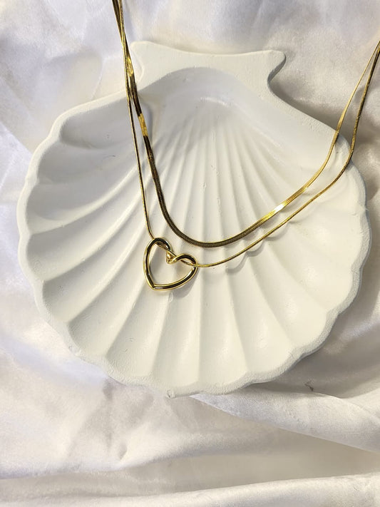 Serene Love Pendan