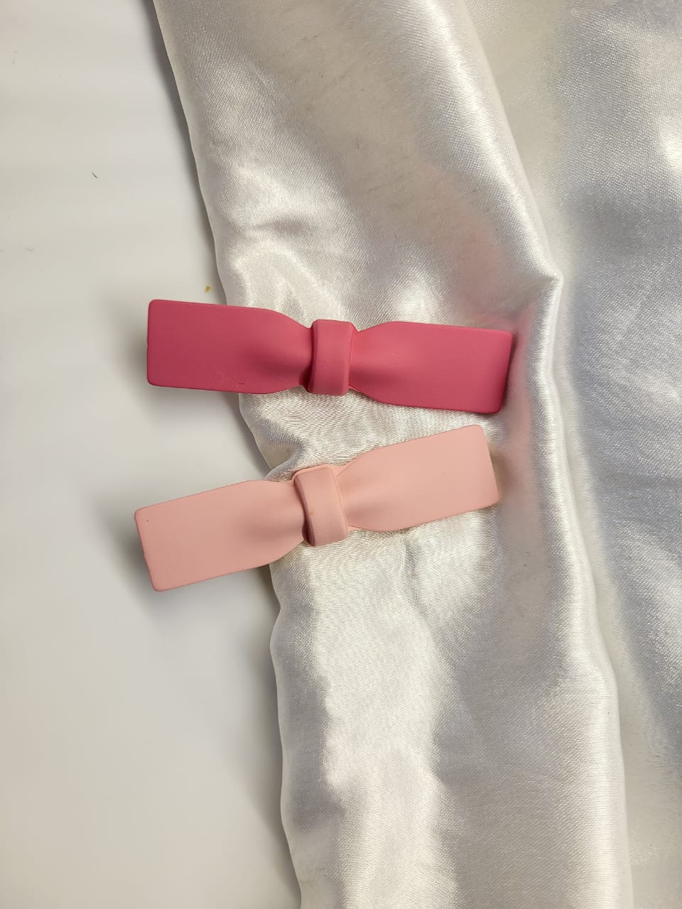 Bow Chic Hair Clips