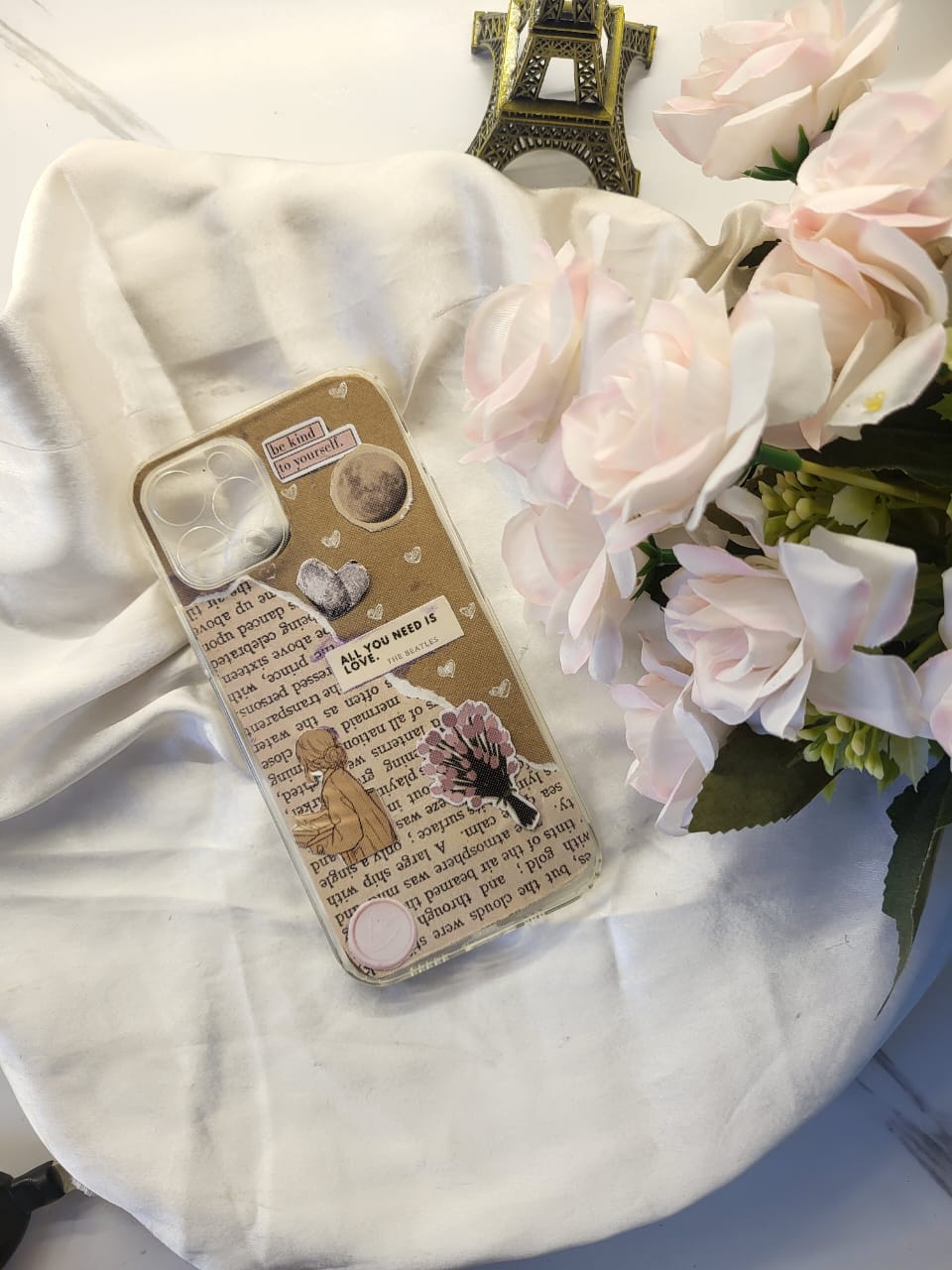 FLORAL AESTHETIC PHONE CASE COSE