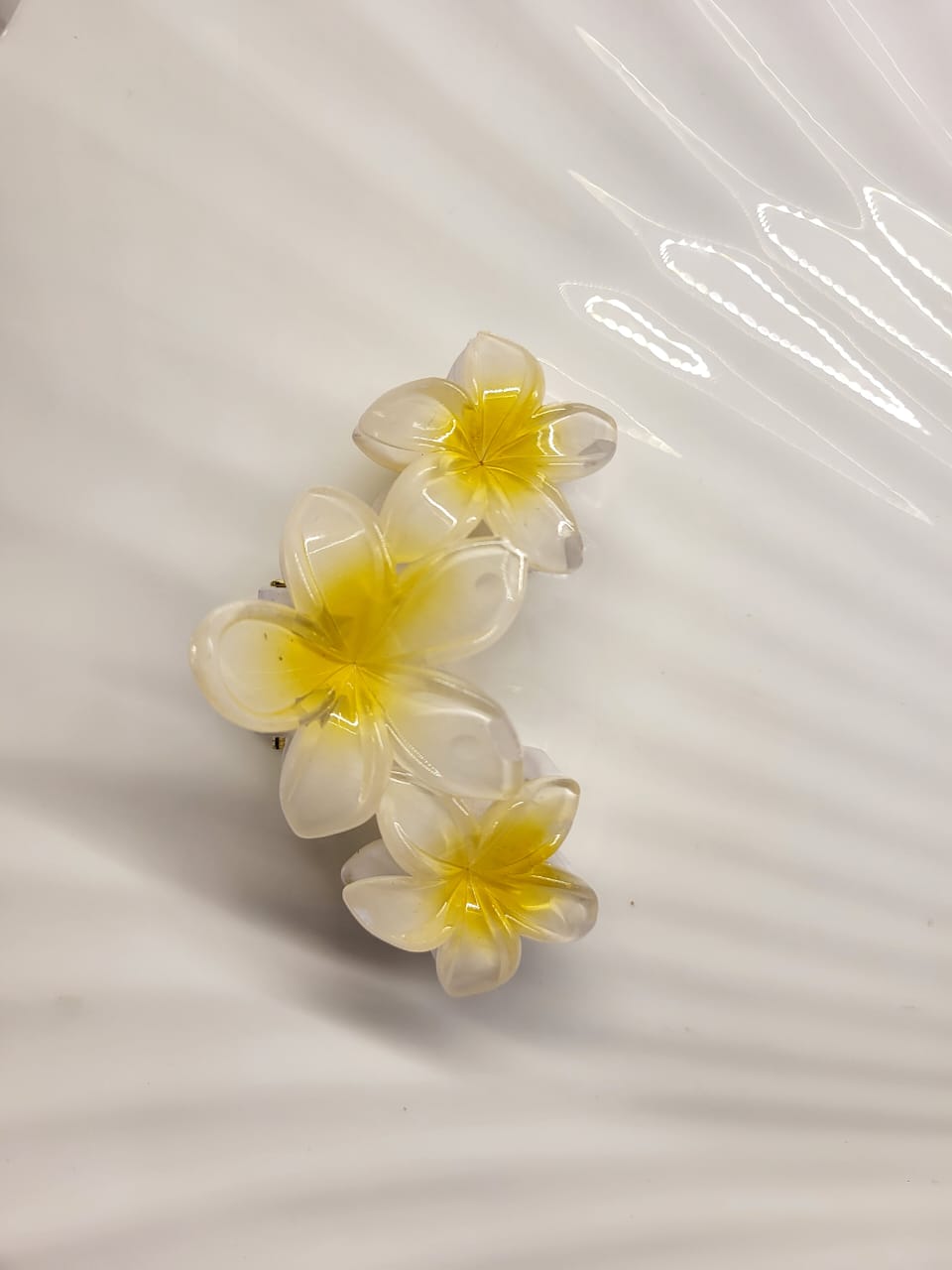 Bloom Petal Hair Claw 🌸