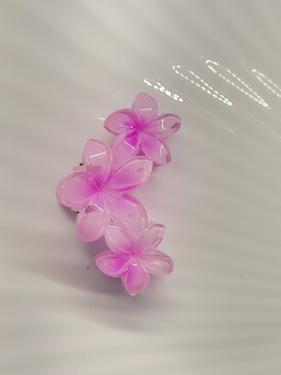 Bloom Petal Hair Claw 🌸